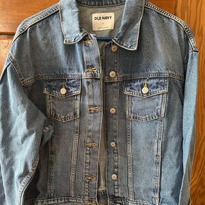 NWT Old Nayy women’s denim jacket size Large in a medium wash.